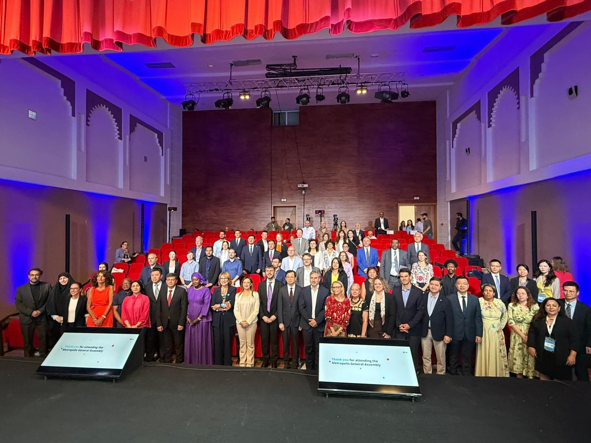 Participants of the Metropolis General Assembly